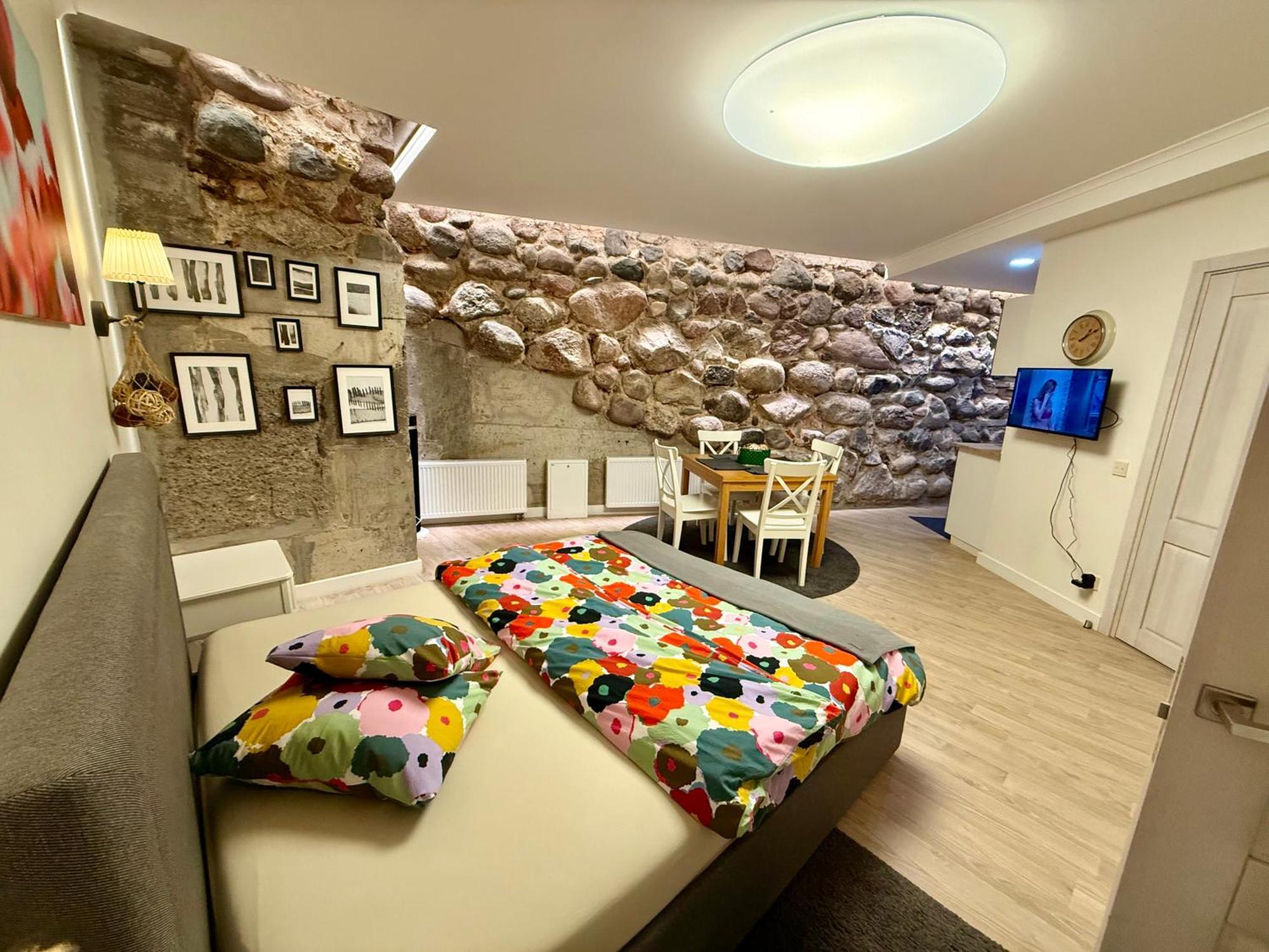 Six Apartment Simona Vilnius Ngoại thất bức ảnh