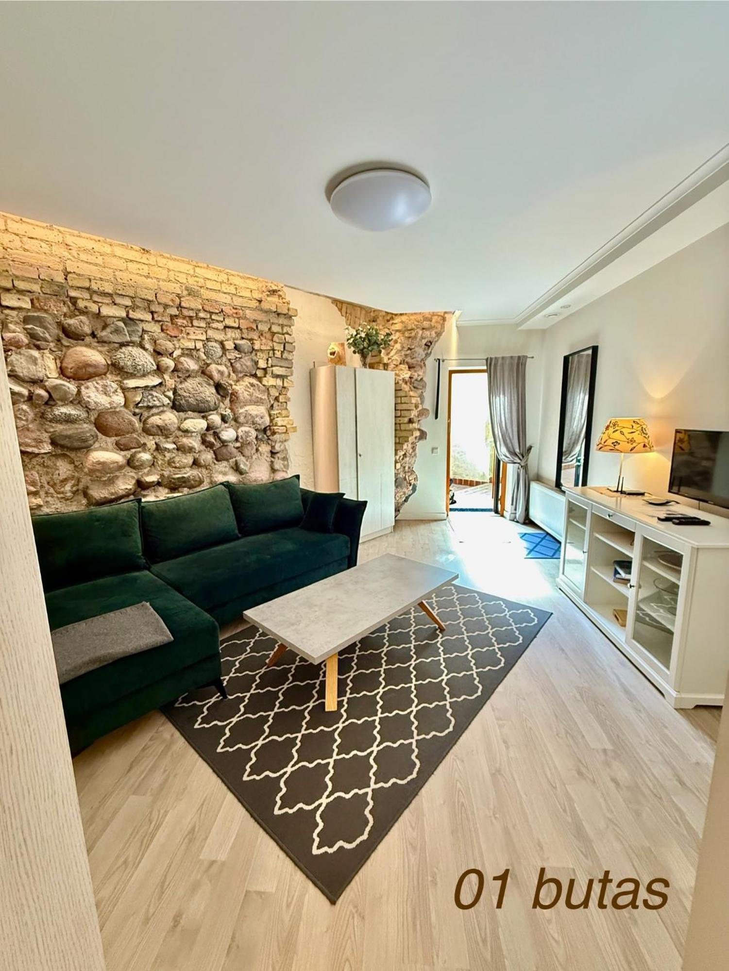 Six Apartment Simona Vilnius Ngoại thất bức ảnh