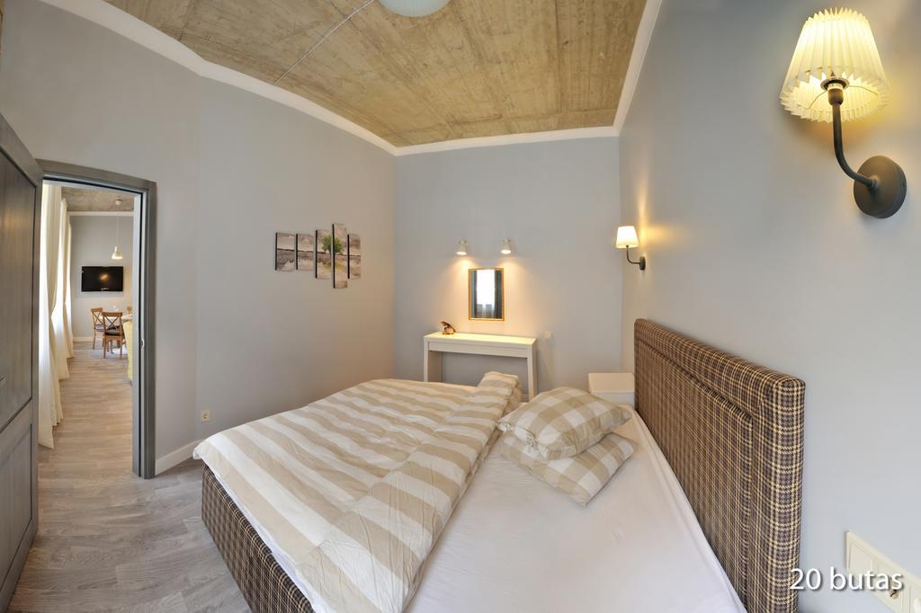 Six Apartment Simona Vilnius Ngoại thất bức ảnh