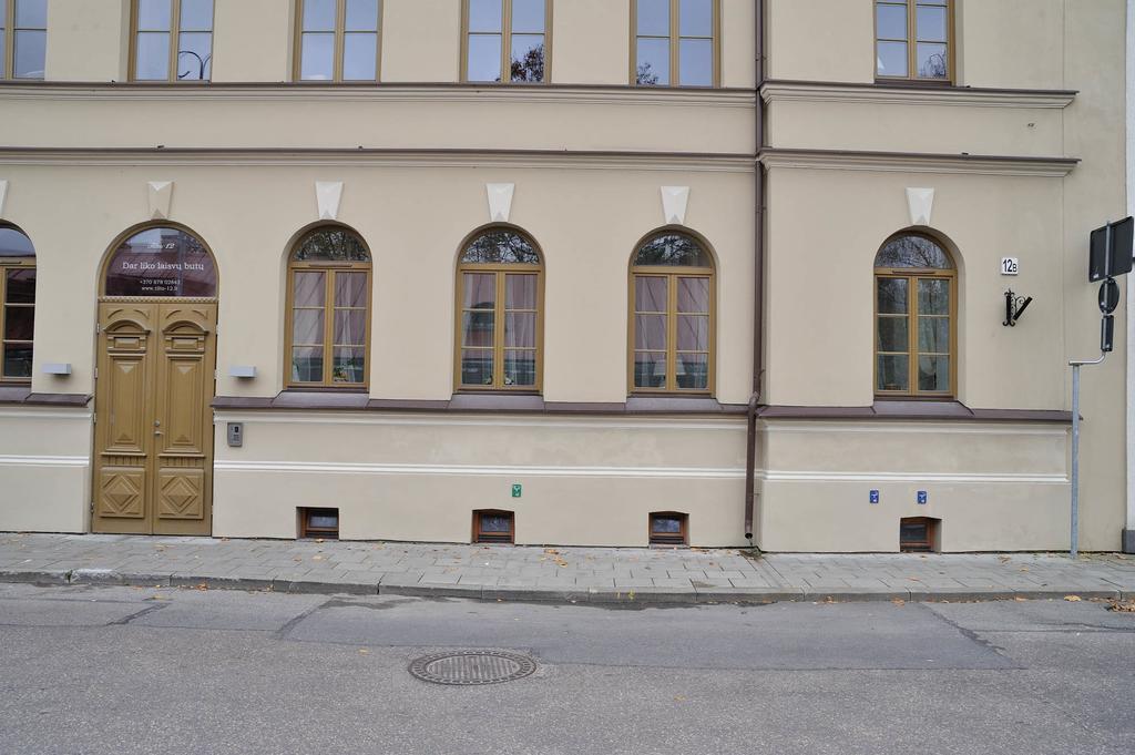 Six Apartment Simona Vilnius Ngoại thất bức ảnh